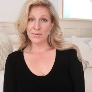 Vintage Weiss Clip on Earrings Cobalt Aqua Blue Marquise Cut Elegant Unique